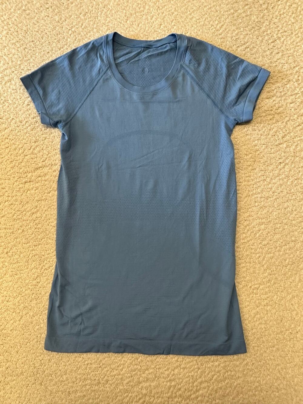 Lululemon Womens Swiftly Tech Short Sleeve Shirt 2.0 Size 6